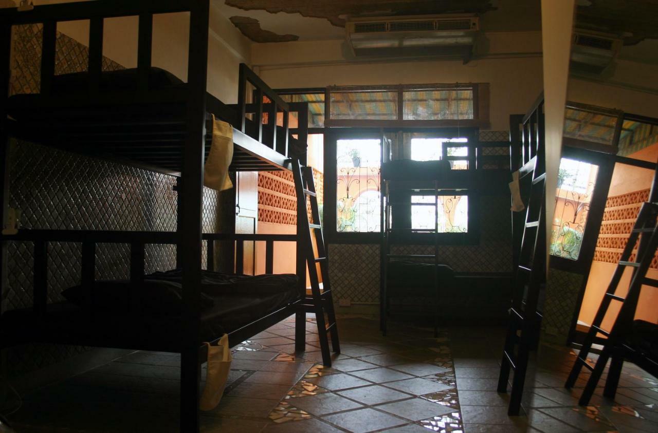 Born Free Hostel 방콕 외부 사진