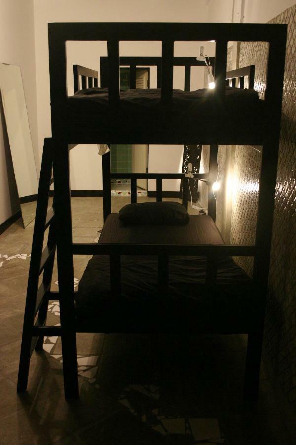 Born Free Hostel 방콕 외부 사진